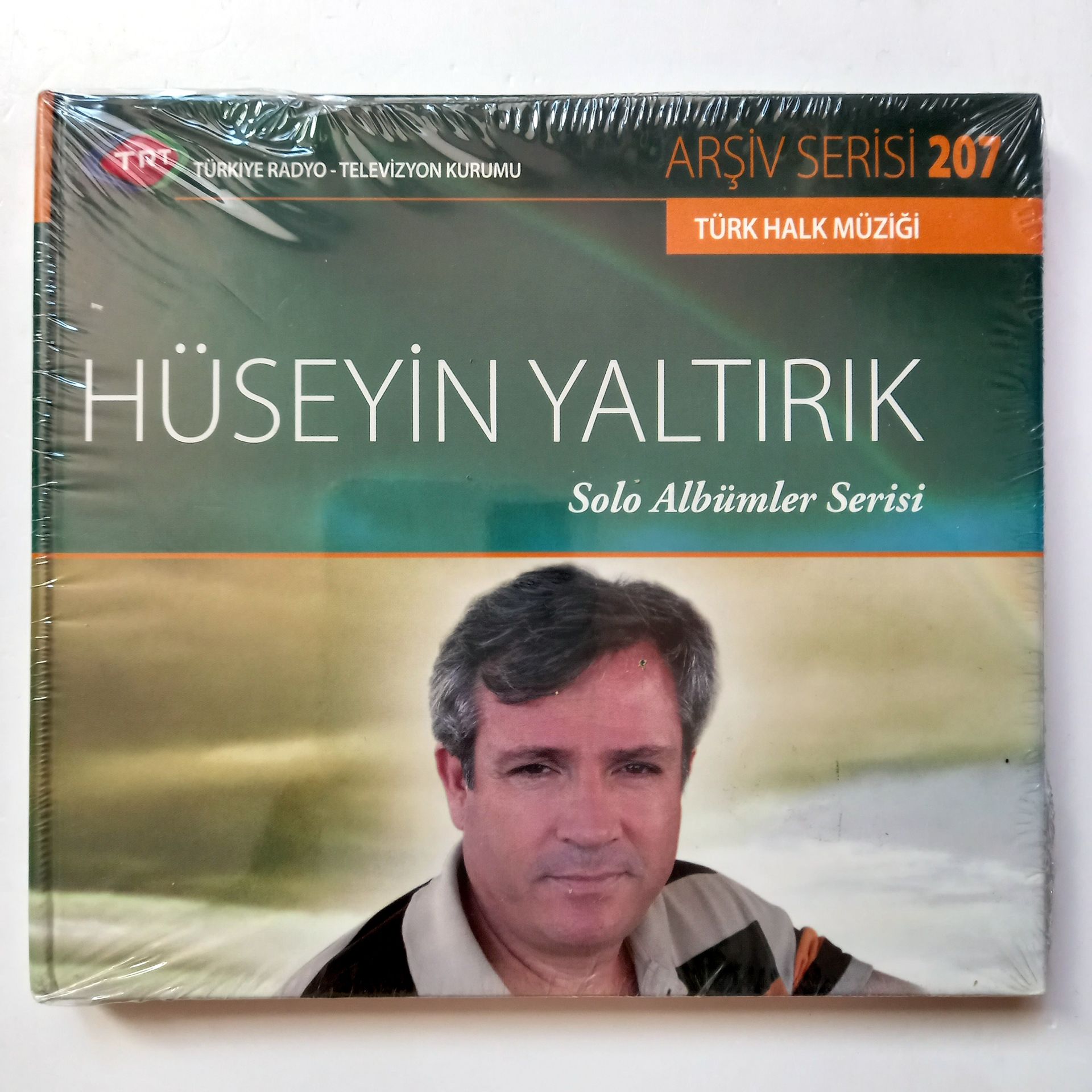 HÜSEYİN YALTIRIK / TÜRK HALK MÜZİĞİ / TRT ARŞİV SERİSİ 207 - CD SIFIR