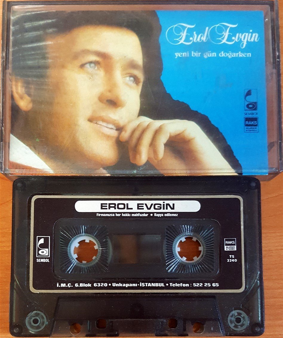 EROL EVGİN - YENİ BİR GÜN DOĞARKEN KASET 2.EL