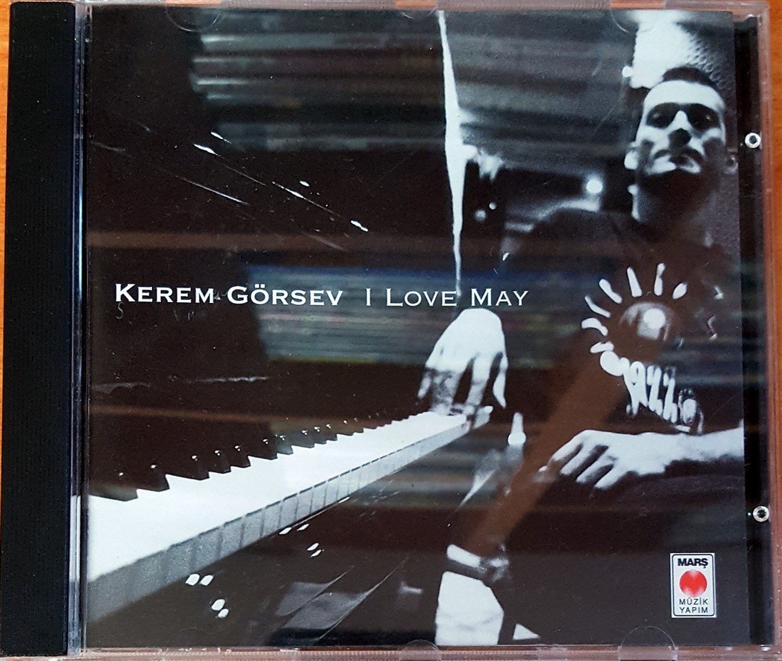 KEREM GÖRSEV - I LOVE MAY (1996) MARŞ MÜZİK YAPIM CD 2.EL