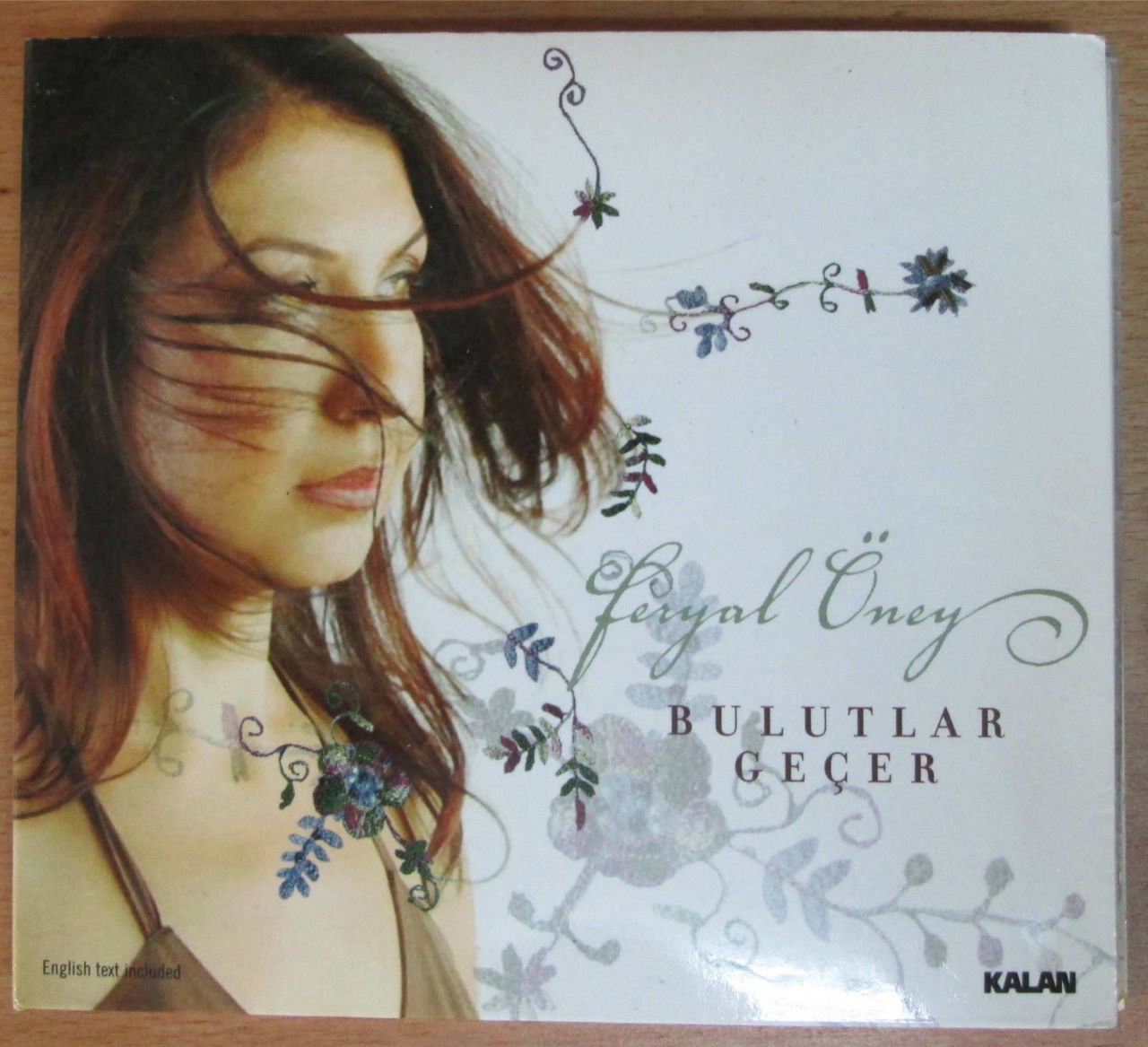 FERYAL ÖNEY - BULUTLAR GEÇER - CD KALAN MÜZİK DIGIPACK 2.EL
