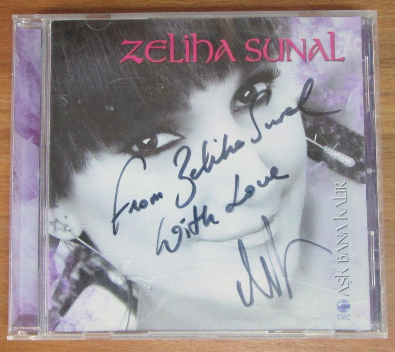 ZELİHA SUNAL - AŞK BANA KALIR (İMZALI) - CD 2.EL