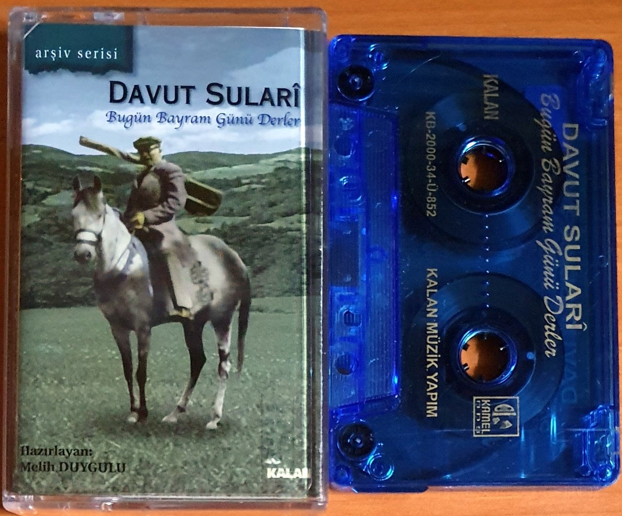 DAVUT SULARİ - BUGÜN BAYRAM GÜNÜ DERLER (2000) - KASET KALAN MÜZİK 2.EL