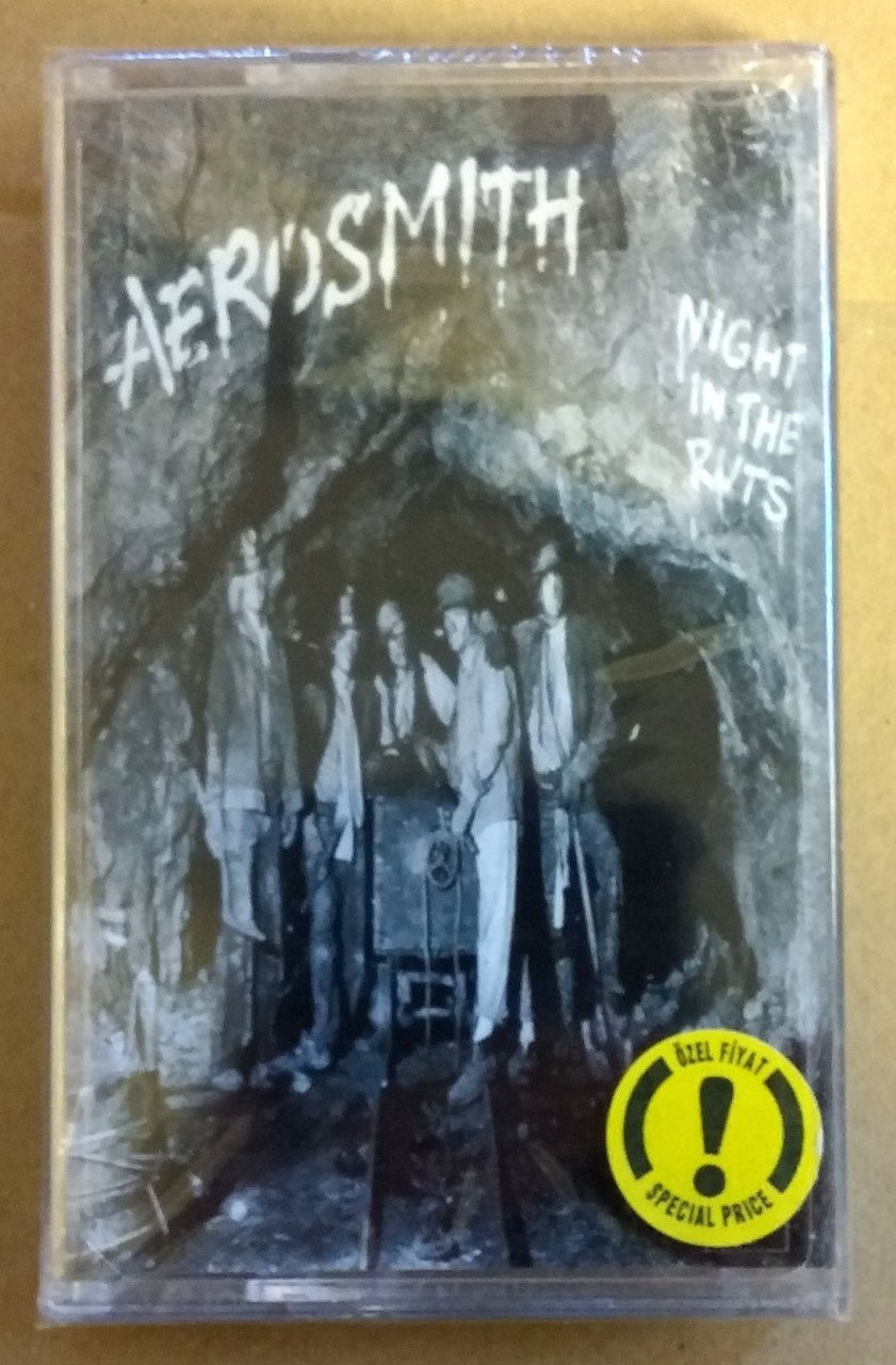 AEROSMITH - NIGHT IN THE RUTS CASSETTE SONY MADE IN TURKEY ''NEW''