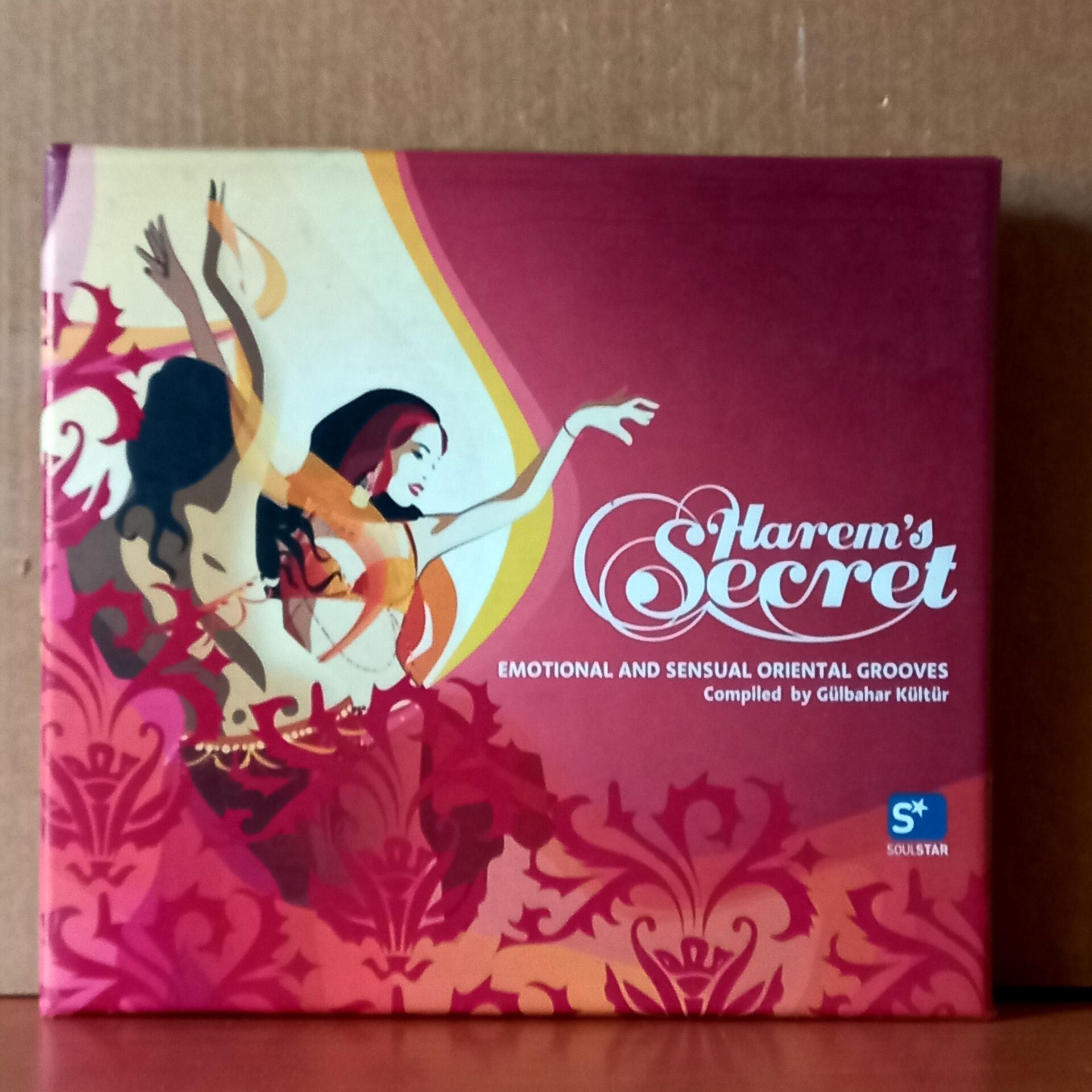 HAREM'S SECRET / EMOTIONAL AND SENSUAL ORIENTAL GROOVES COMPILED BY GÜLBAHAR KÜLTÜR / BABA ZULA, JASMON, HAFLA, SAPHO, CELLOMAN, DIDO, HULU PROJECT, DANGAA (2004) - 2CD 2.EL
