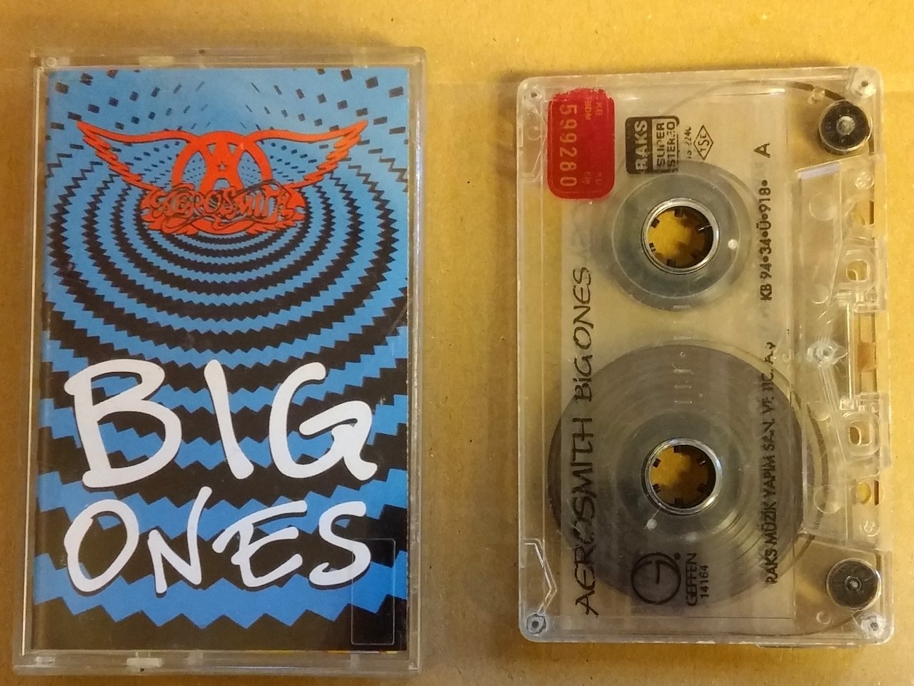 AEROSMITH - BIG ONES CASSETTE RAKS MUZIK MADE IN TURKEY ''USED''