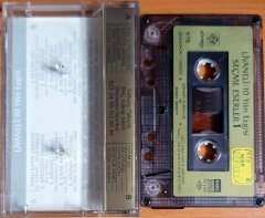 ZÜLFÜ LİVANELİ - 10 YILIN EZGİSİ / SEÇME ESERLER 1 (1986) - KASET GÖKSOY 2.EL