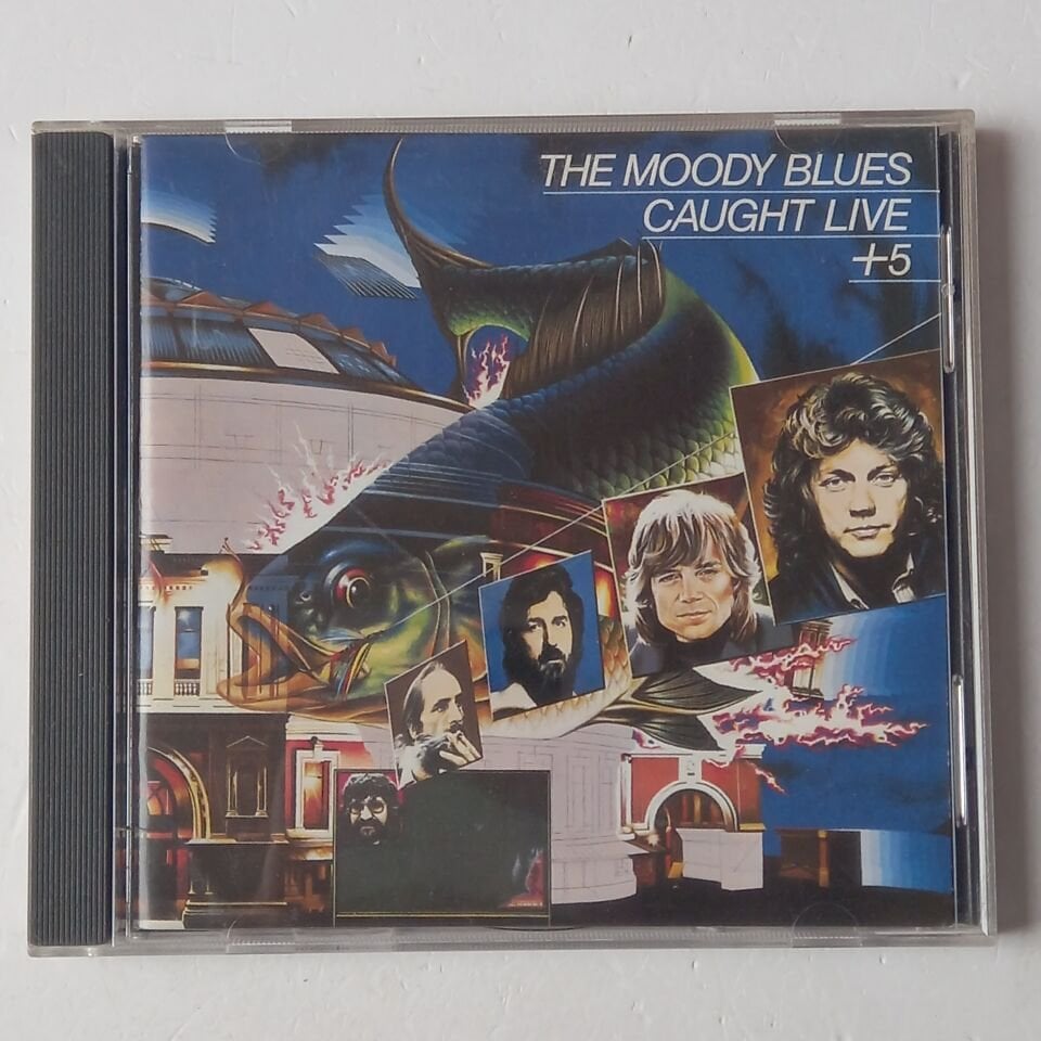 THE MOODY BLUES – CAUGHT LIVE + 5 (1977) - CD REMASTERED REISSUE 2.EL