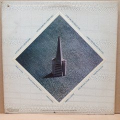 THE DOOBIE BROTHERS - LIVIN' ON THE FAULT LINE (1977) - LP 2.EL PLAK
