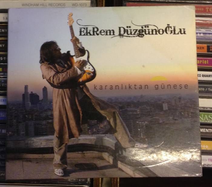 EKREM DÜZGÜNOĞLU - KARANLIKTAN GÜNEŞE CD 2.EL