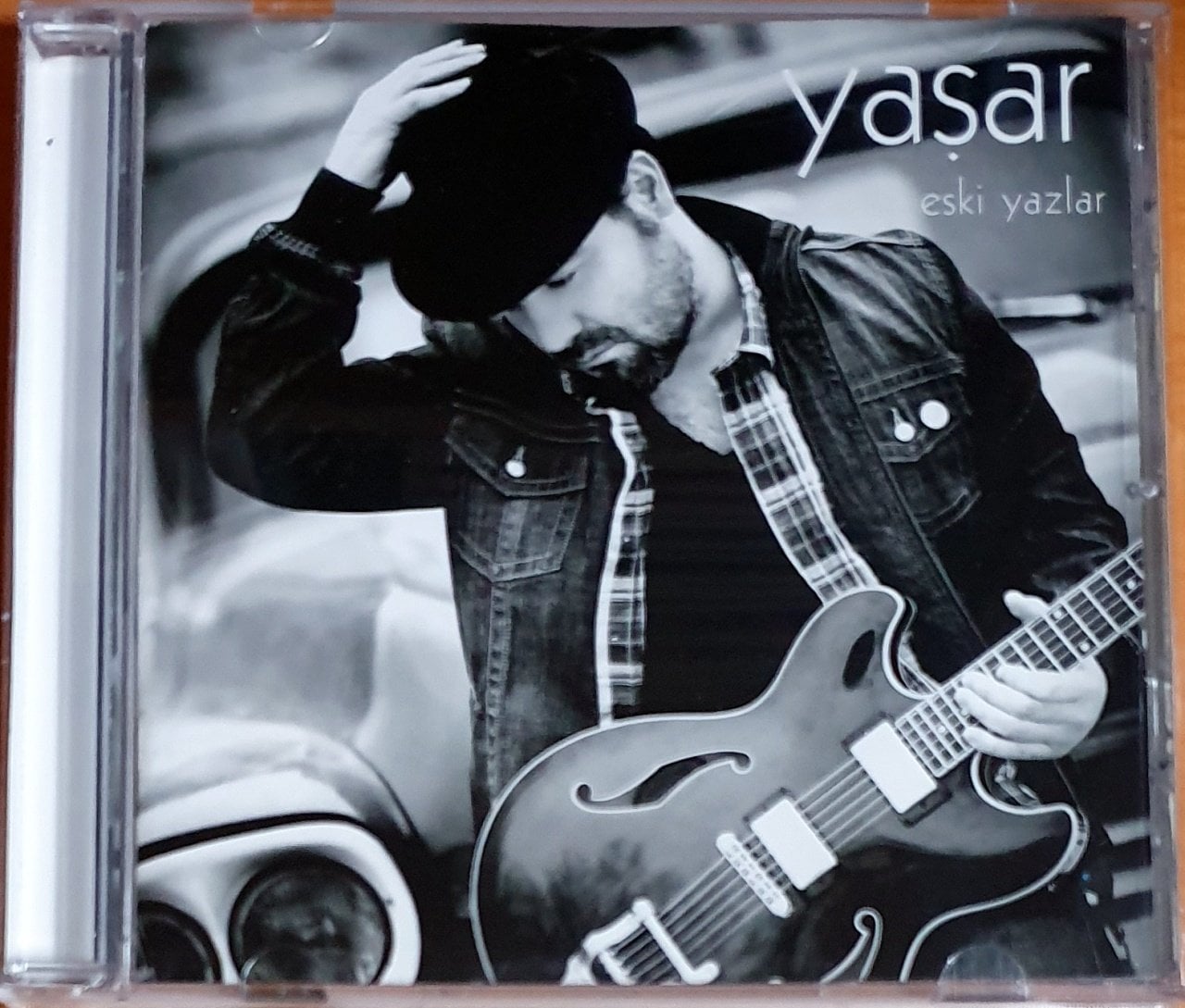 YAŞAR - ESKİ YAZLAR (2010) - CD SEYHAN MÜZİK 2.EL
