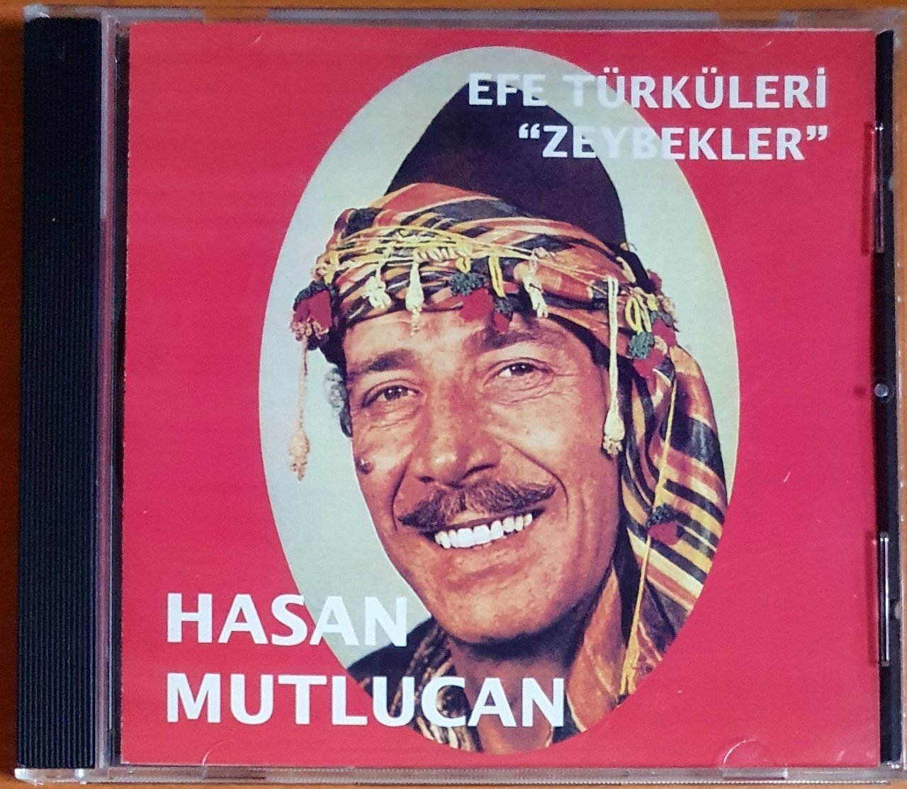 HASAN MUTLUCAN - EFE TÜRKÜLERİ / ZEYBEKLER (1998) - CD 2.EL
