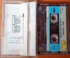 NEIL YOUNG - LANDING ON WATER (1987) MMY CASSETTE MADE IN TURKEY ''USED'' PAPER LABEL