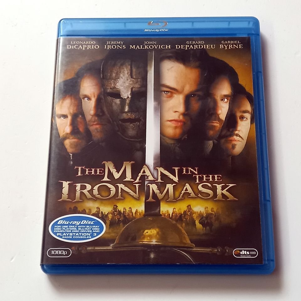 THE MAN IN THE IRON MASK - LEONARDO DI CAPRIO, JEREMY IRONS, JOHN MALKOVICH, GERARD DEPARDIEU, GABRIEL BYRNE, YÖN.:RANDALL WALLACE - BLU-RAY 2.EL