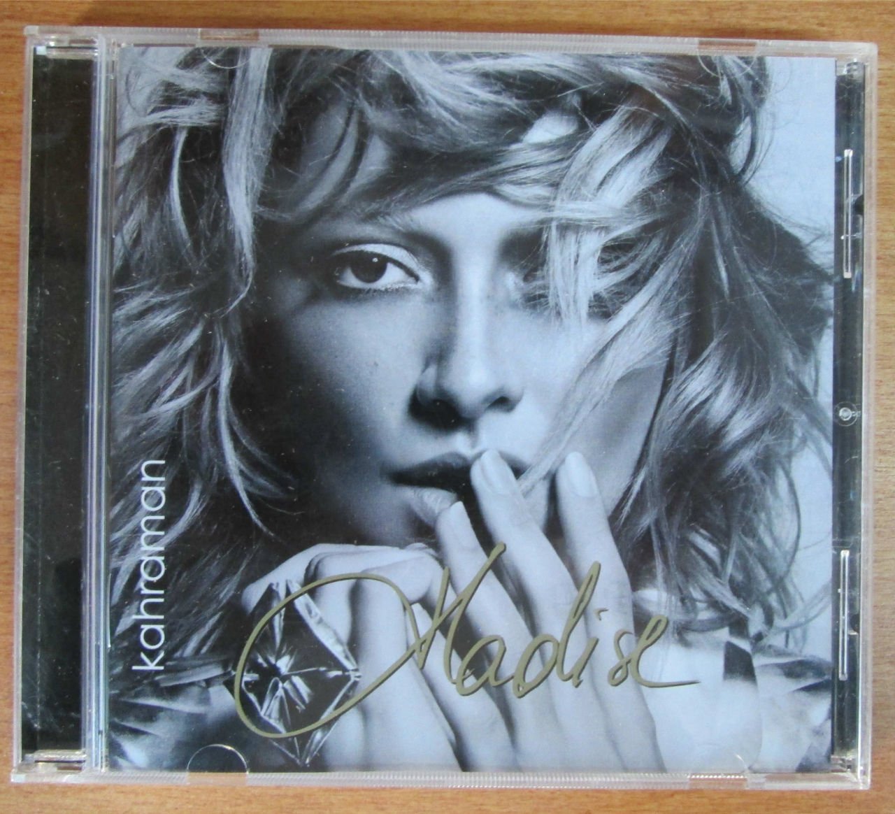 HADİSE - KAHRAMAN CD 2.EL