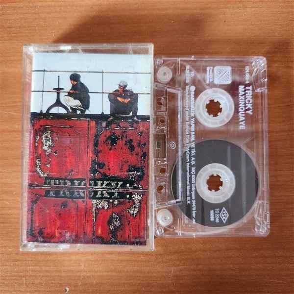 TRICKY - MAXINQUAYE (1995) - KASET 2.EL