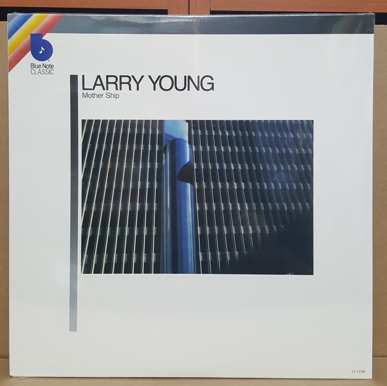 LARRY YOUNG - MOTHERSHIP (1980) - LP SIFIR PLAK