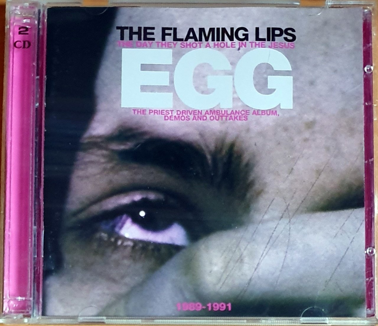 THE FLAMING LIPS - THE DAY THEY SHOT A HOLE IN THE JESUS / 1989-1991 (2002) - 2CD RESTLESS / RYKO 2.EL