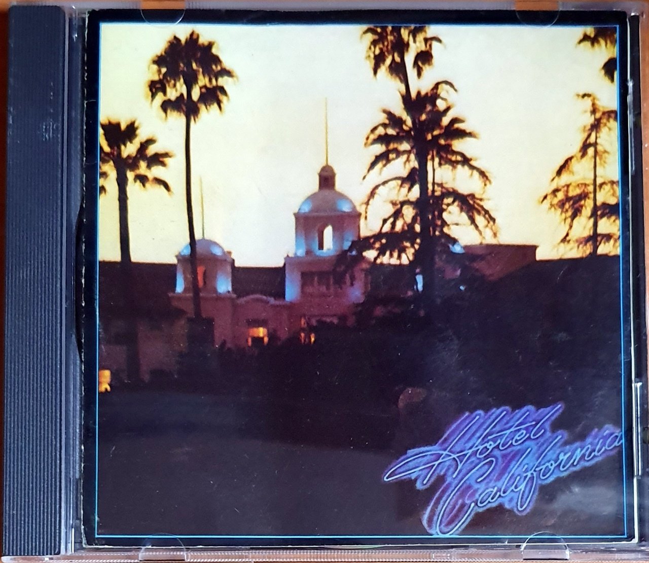 EAGLES - HOTEL CALIFORNIA (1976) - CD 2.EL