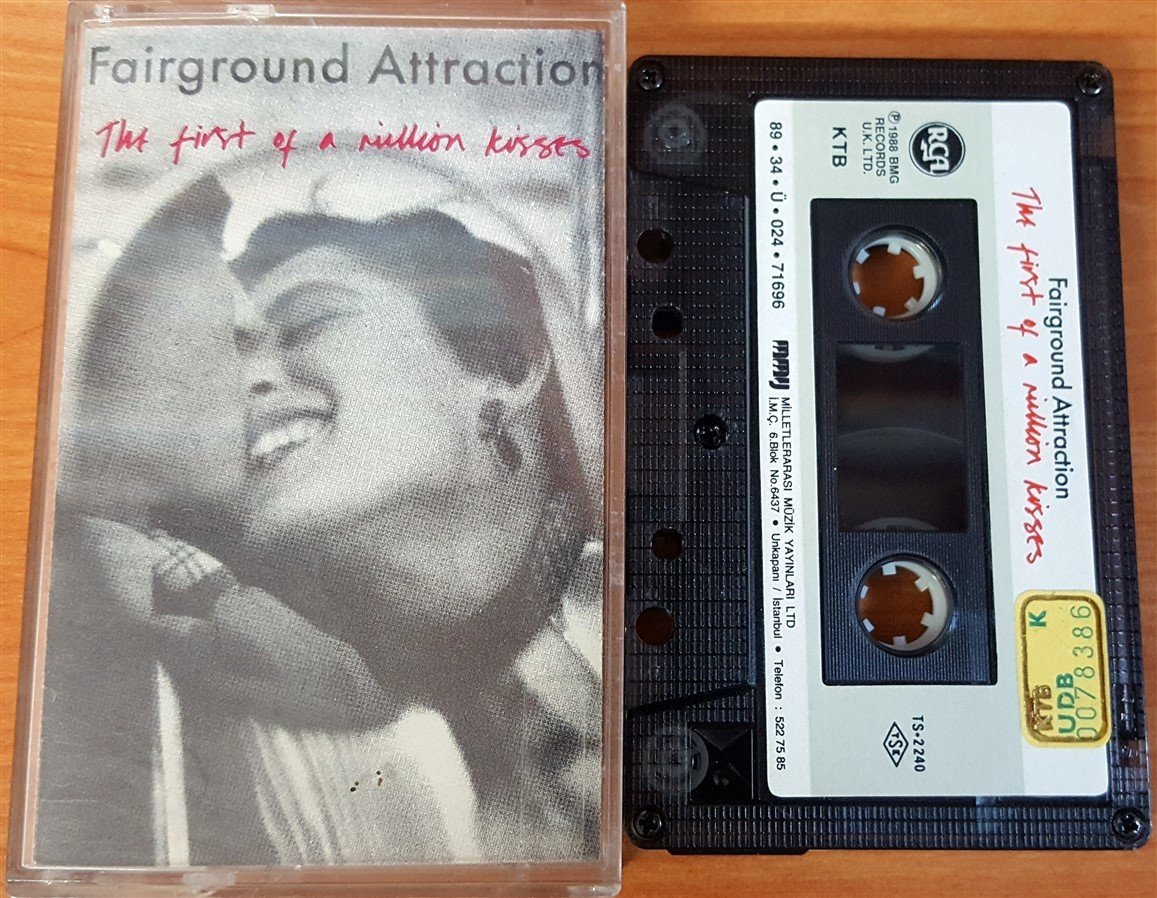 FAIRGROUND ATTRACTION - THE FIRST OF A MILLION KISSES KASET 2.EL