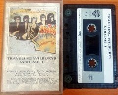 TRAVELING WILBURYS - VOLUME 1 (1988) MMY CASSETTE MADE IN TURKEY ''USED'' PAPER LABEL