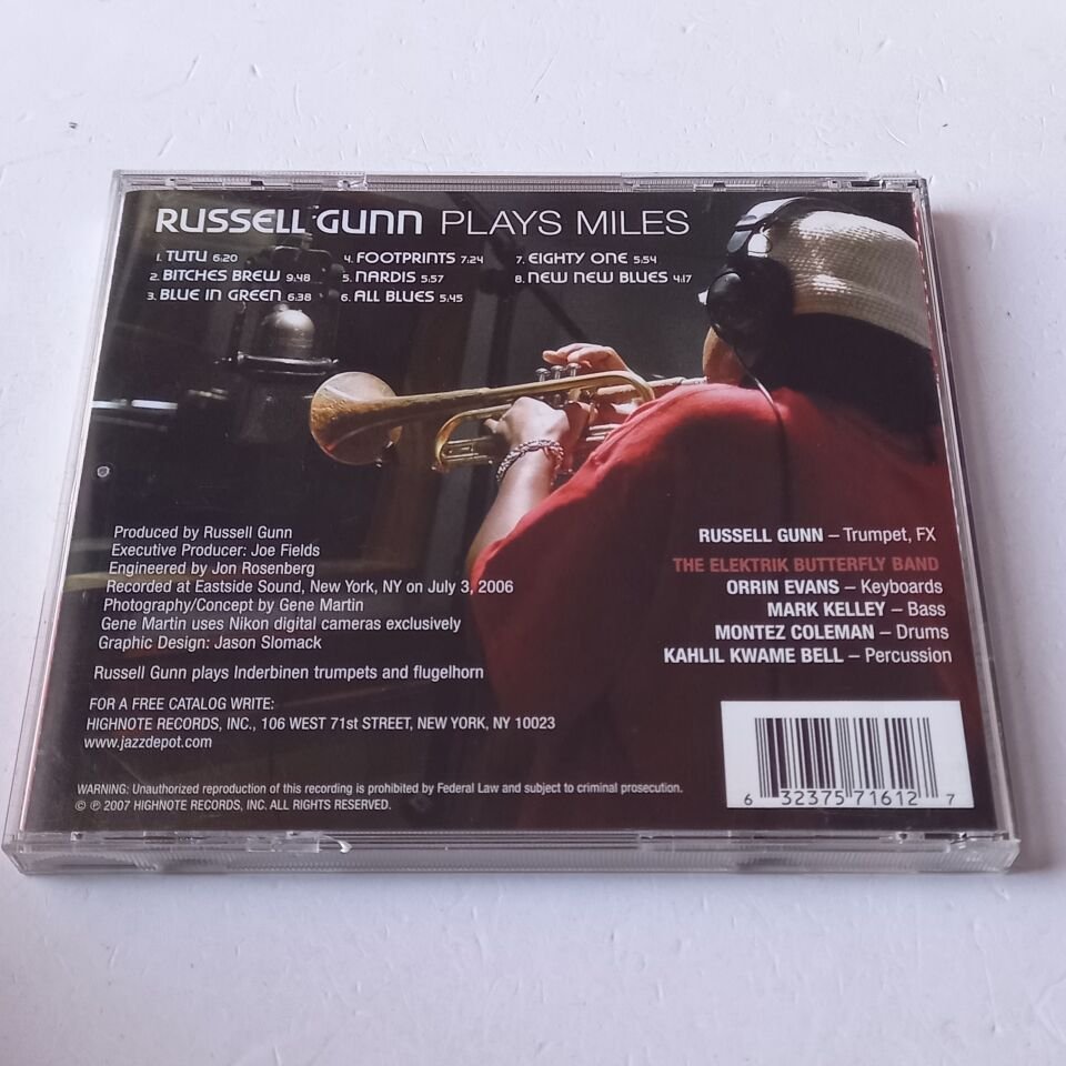 RUSSELL GUNN – PLAYS MILES (2007) - CD 2.EL
