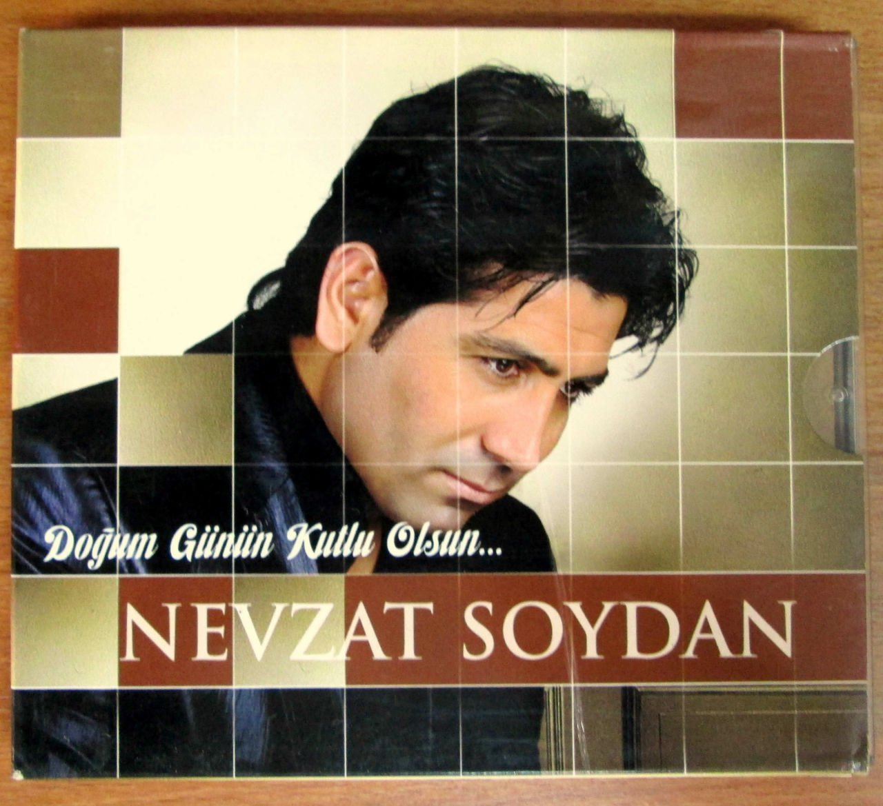NEVZAT SOYDAN DOĞUM GÜNÜN KUTLU OLSUN - CD 2.EL