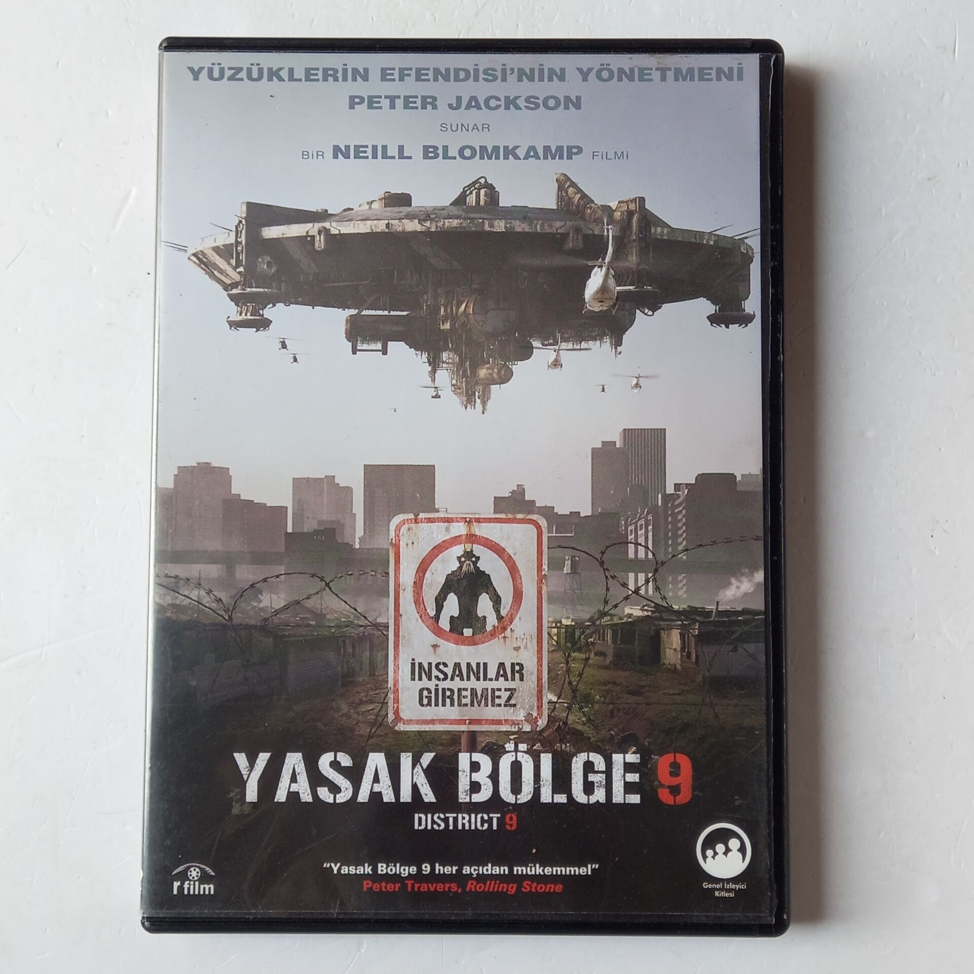 YASAK BÖLGE 9 - DISTRICT 9 - DVD 2.EL