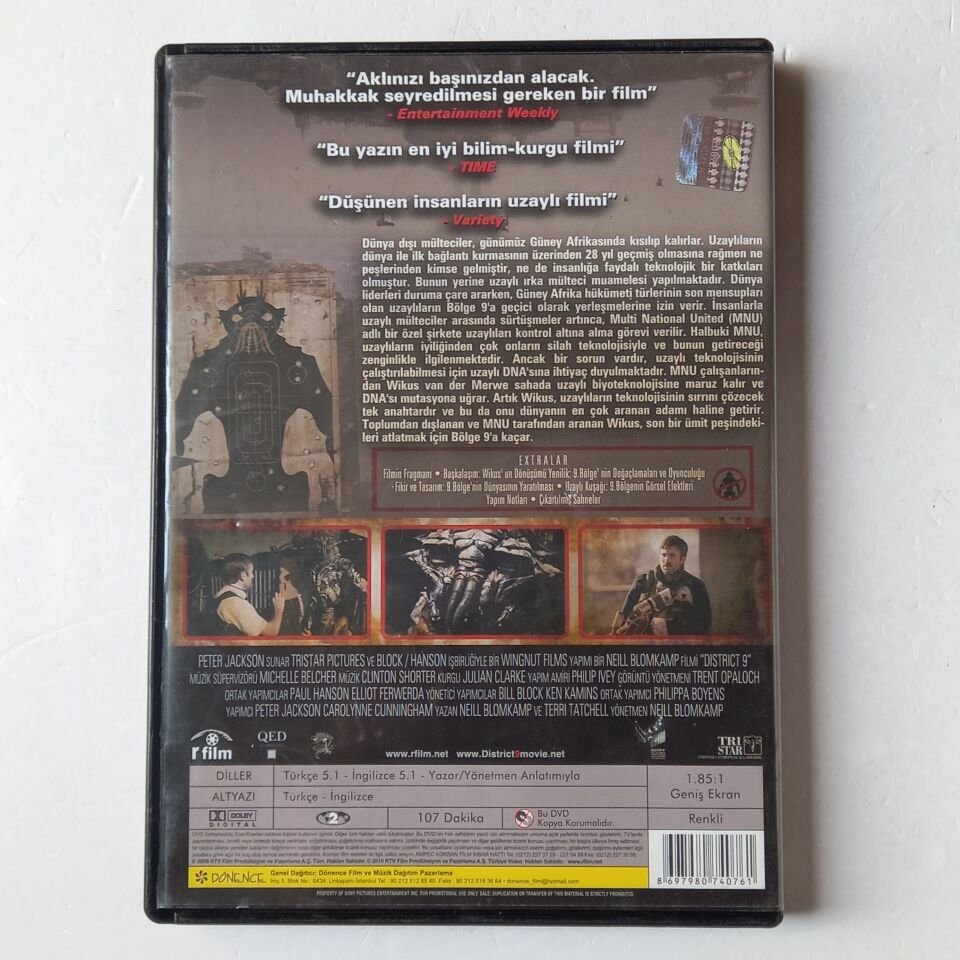 YASAK BÖLGE 9 - DISTRICT 9 - DVD 2.EL