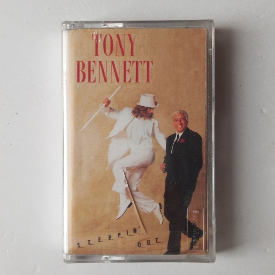 TONY BENNETT - STEPPIN' OUT (1994) - KASET SIFIR