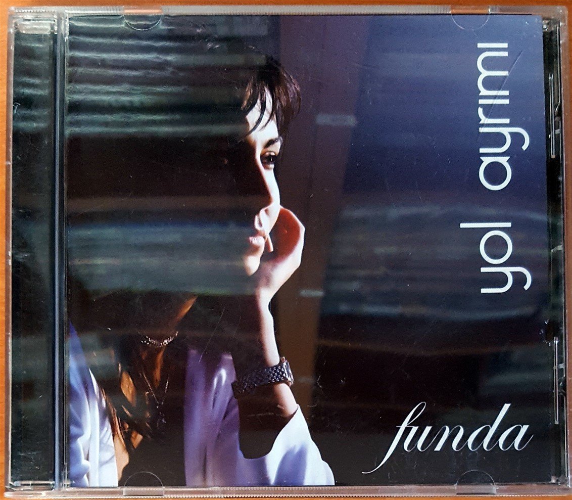 FUNDA - YOL AYRIMI CD 2.EL