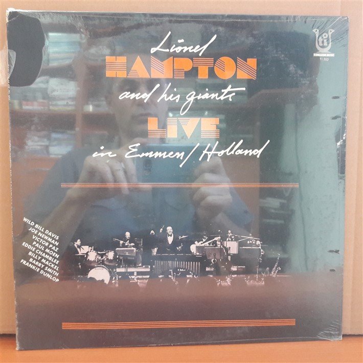 LIONEL HAMPTON AND HIS GIANTS - LIVE IN EMMEN, HOLLAND (1979) - LP DÖNEM BASKISI SIFIR PLAK