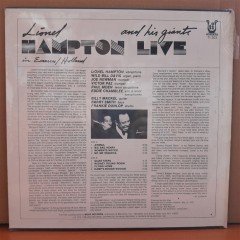 LIONEL HAMPTON AND HIS GIANTS - LIVE IN EMMEN, HOLLAND (1979) - LP DÖNEM BASKISI SIFIR PLAK