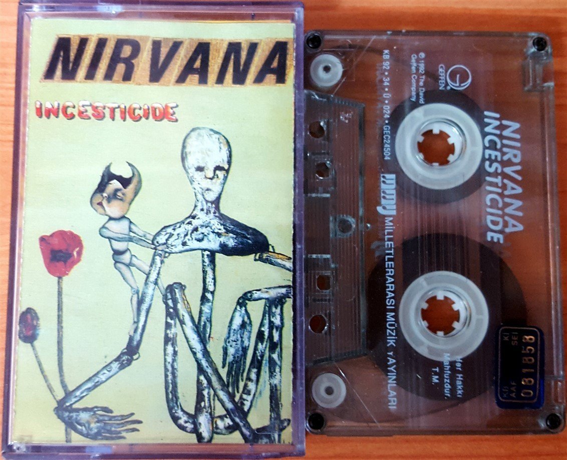 NIRVANA - INCESTICIDE (1992) MMY DARK TRANSPARENT CASSETTE MADE IN TURKEY ''USED''