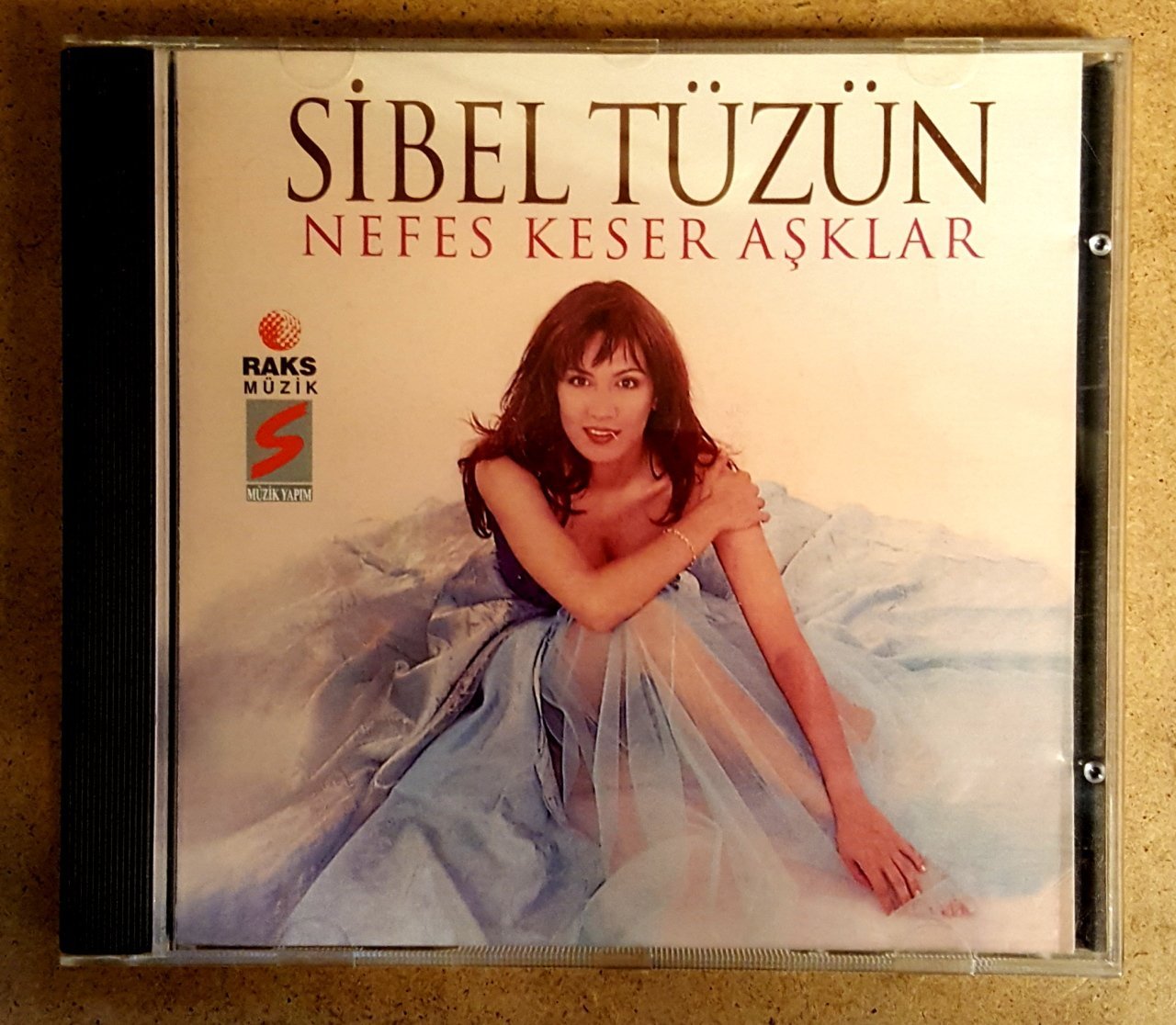 SİBEL TÜZÜN - NEFES KESER AŞKLAR (1995) - CD 2.EL