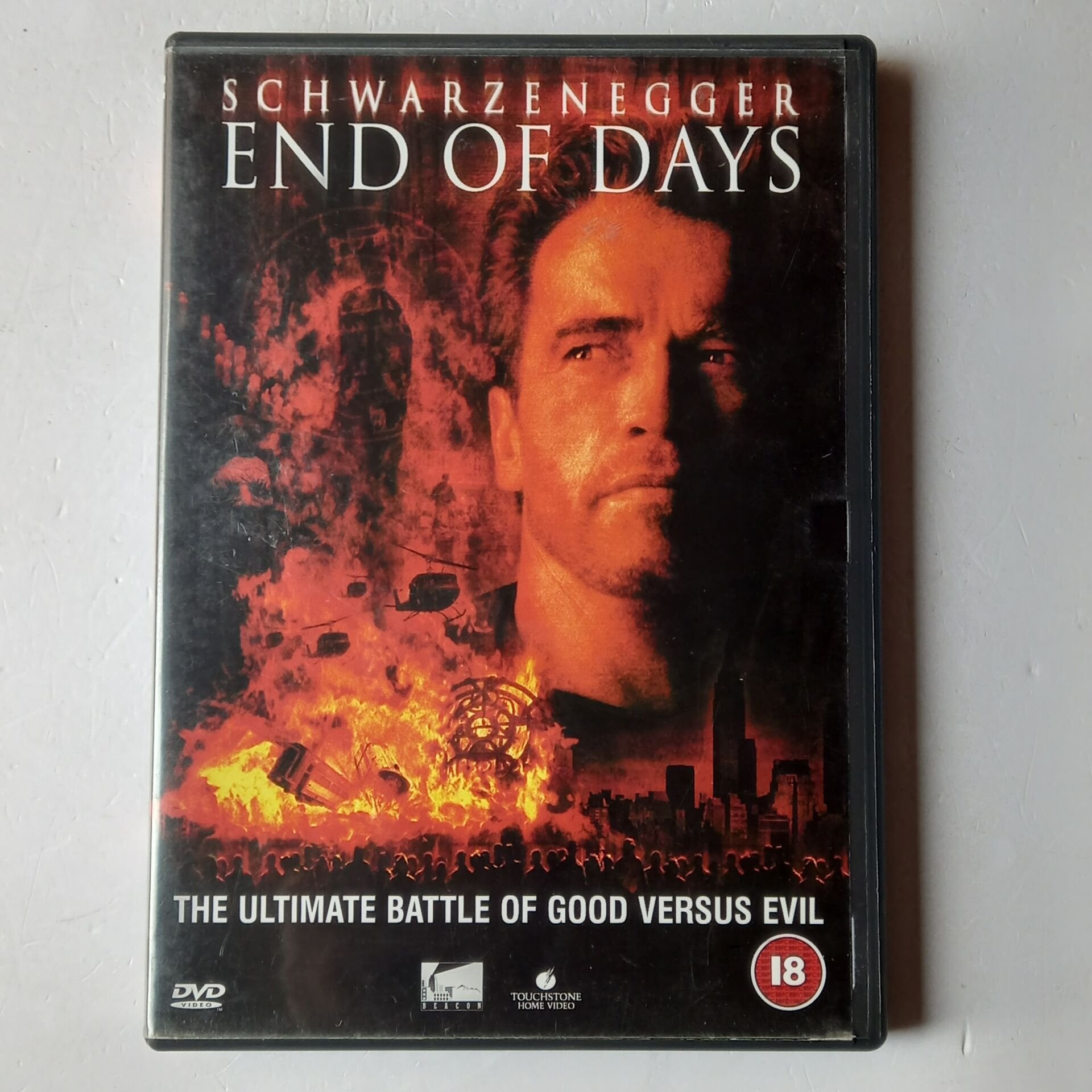 END OF DAYS - ARNOLD SCHWARZENEGGER - DVD 2.EL