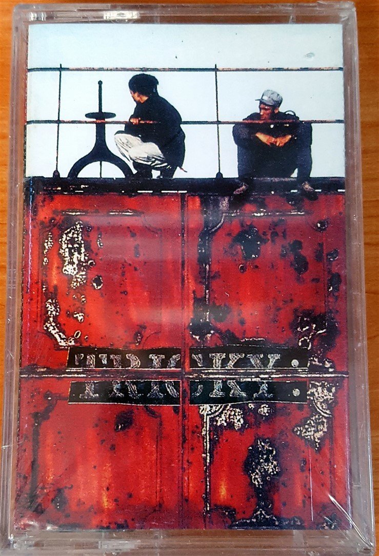 TRICKY - MAXINQUAYE (1995) RAKS CASSETTE MADE IN TURKEY ''NEW''