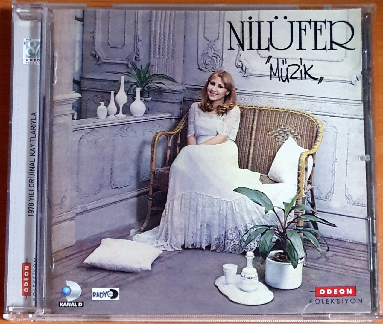 NİLÜFER - MÜZİK (2004) - CD 2.EL