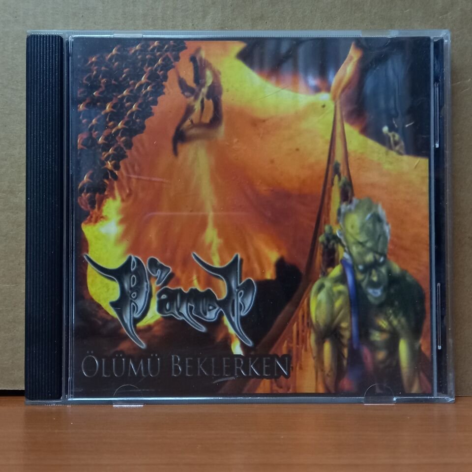 D'ARCH - ÖLÜMÜ BEKLERKEN - CD 2.EL