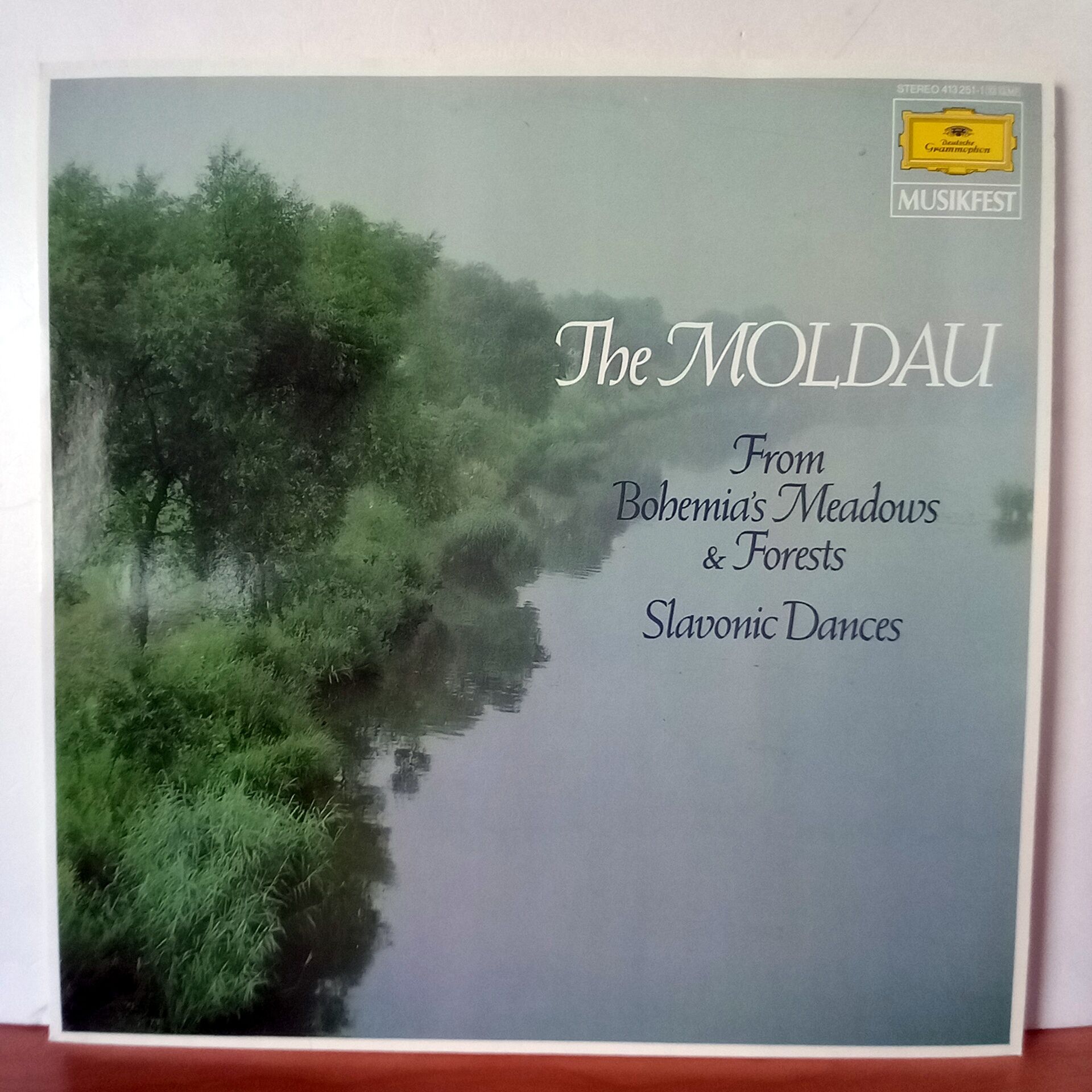 THE MOLDAU (FROM BOHEMIAN FIELDS AND GROVES) / SLAVONIC DANCES / BEDRICH SMETANA / ANTONIN DVORAK – RAFAEL KUBELIK (1984) - LP 2.EL PLAK