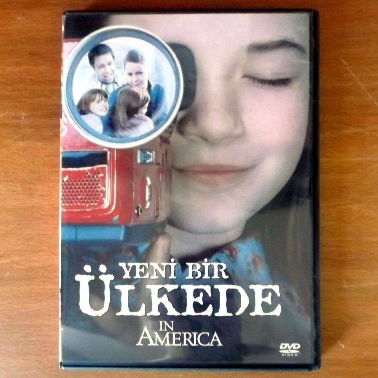 YENİ BİR ÜLKEDE IN AMERICA - DVD 2.EL