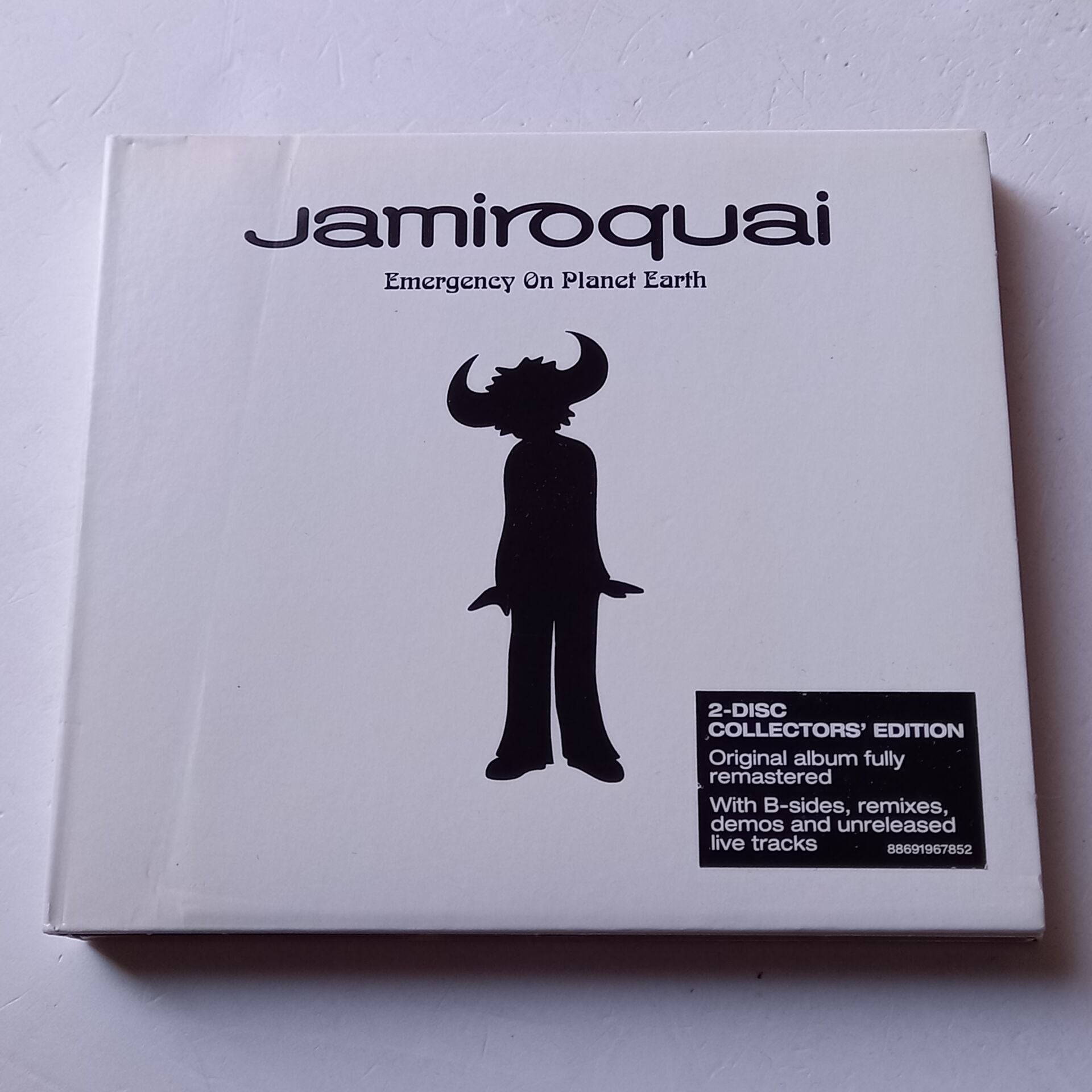 JAMIROQUAI – EMERGENCY ON PLANET EARTH (2013) - 2CD 2.EL