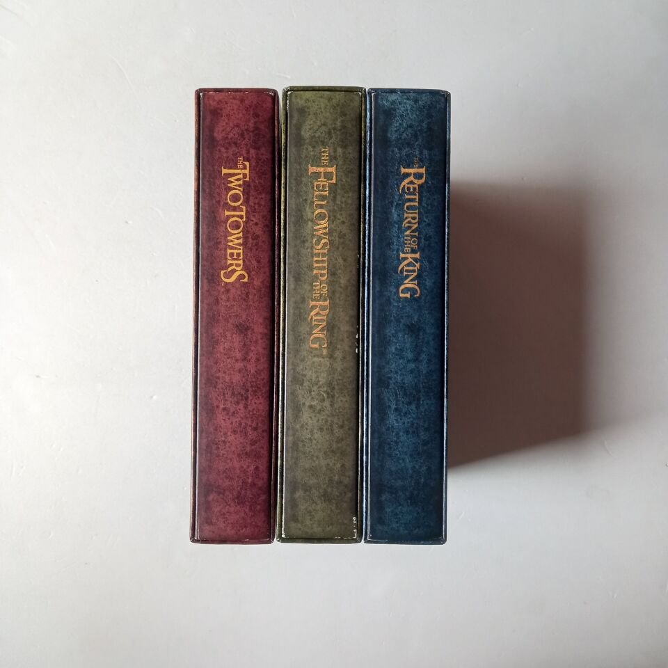 THE LORD OF THE RINGS TRILOGY / NEW LINE PLATINUM SERIES - THE TWO TOWERS, THE FELLOWSHIP OF THE RING, THE RETURN OF THE KING - 9 DİSK 4DVD 2.EL