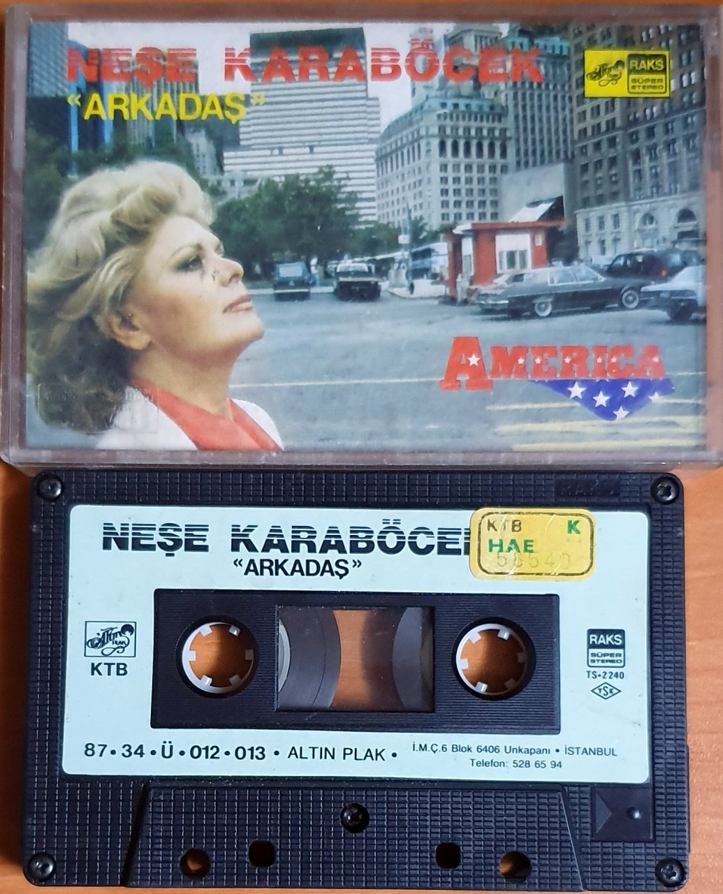 NEŞE KARABÖCEK - ARKADAŞ (1987) - KASET 2.EL