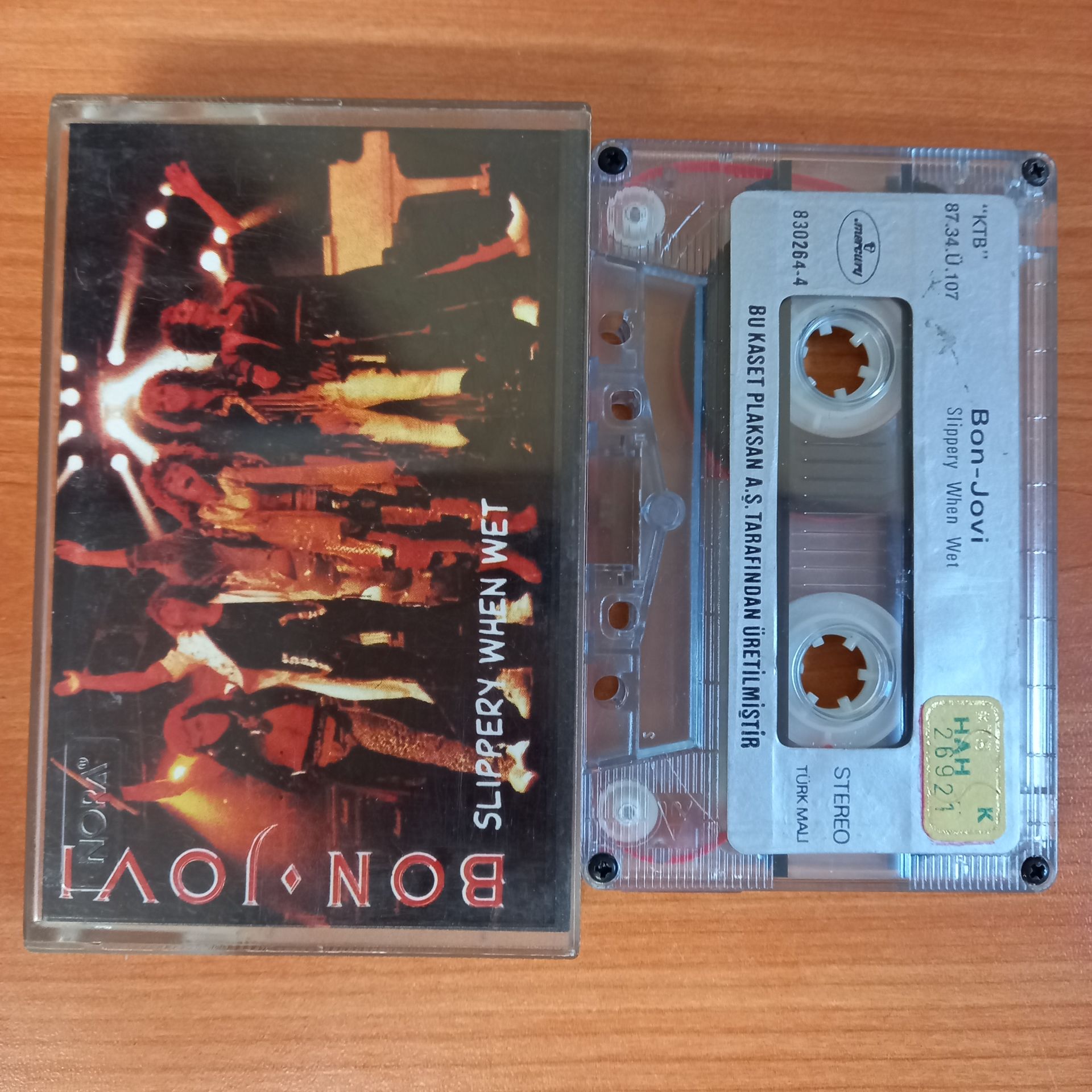BON JOVI - SLIPPERY WHEN WET (1987) - KASET 2.EL