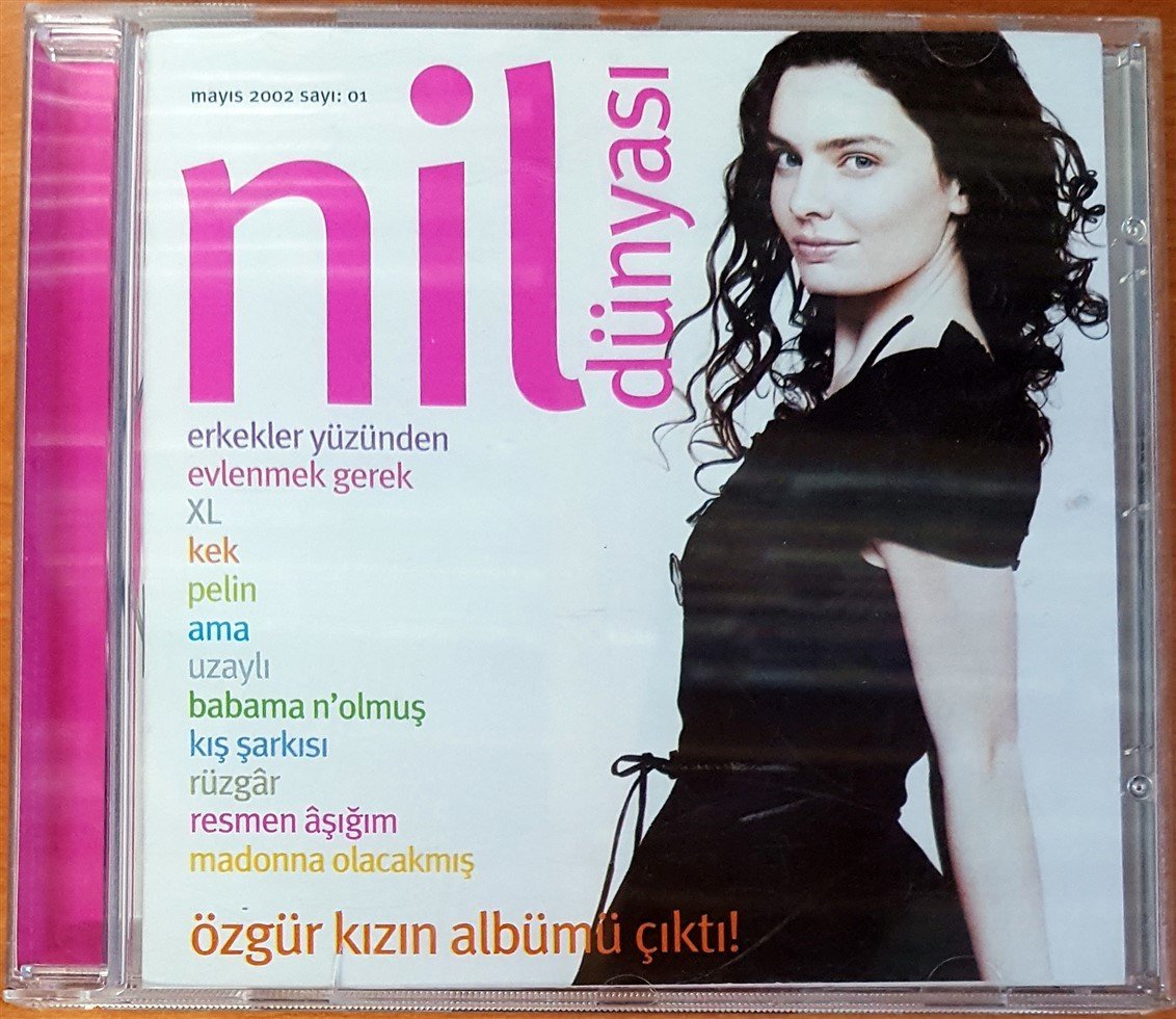 NİL KARAİBRAHİMGİL - NİL DÜNYASI CD 2.EL