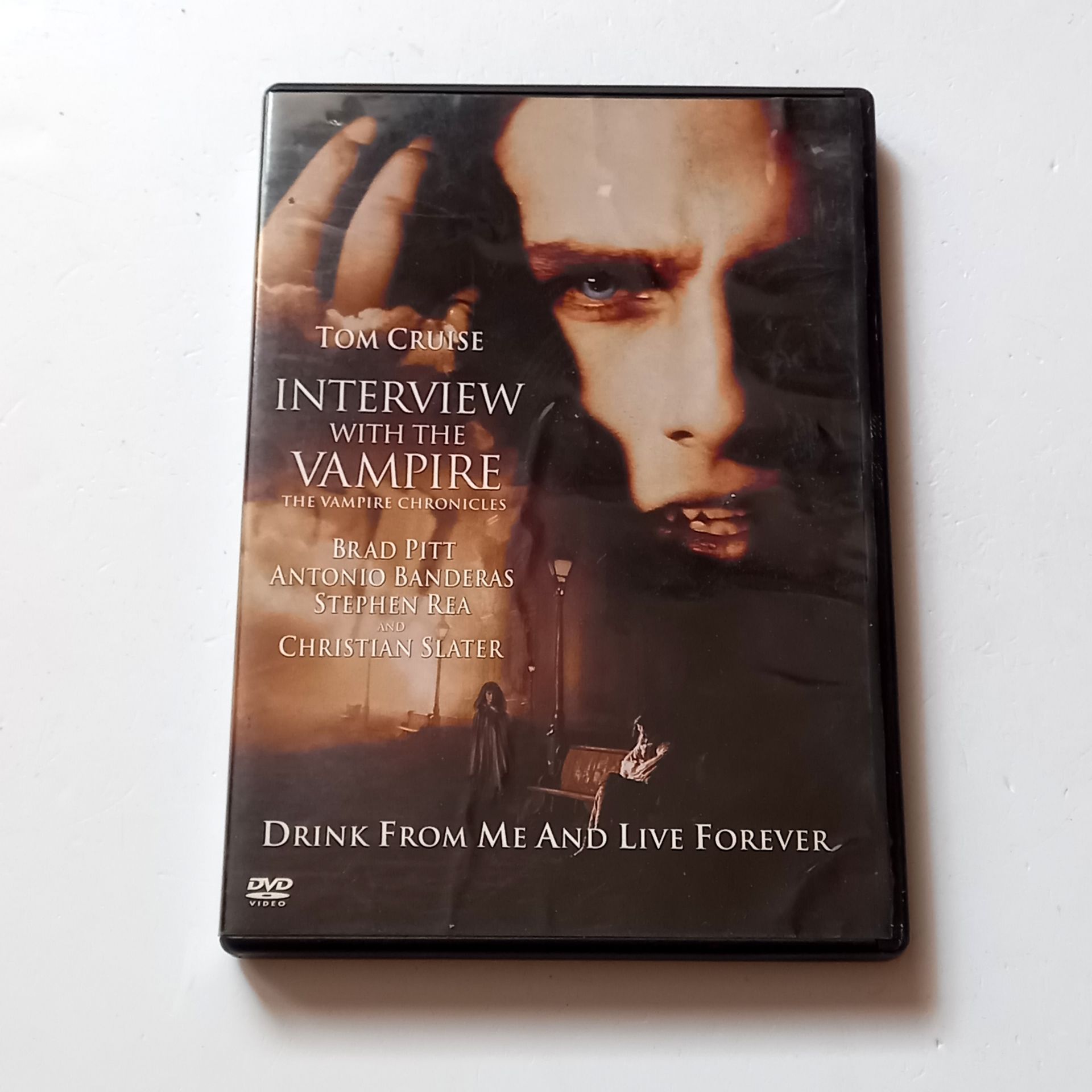 INTERVIEW WITH THE VAMPIRE - TOM CRUISE, BRAD PITT, ANTONIO BANDERAS - YÖN.: NEIL JORDAN - DVD 2.EL
