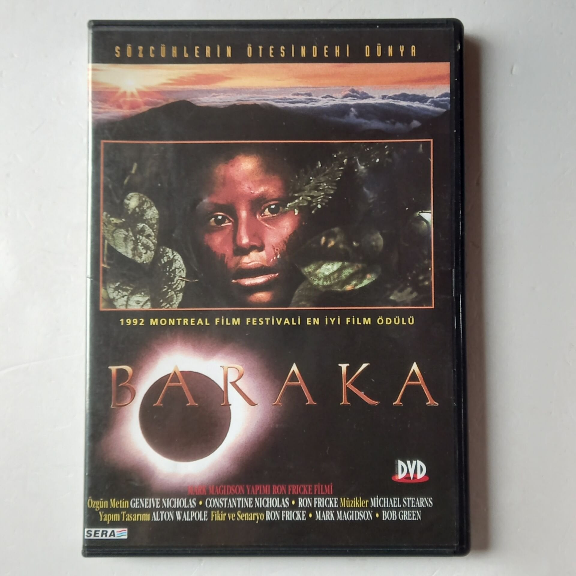 SÖZCÜKLERİN ÖTESİNDEKİ DÜNYA: BARAKA - DVD 2.EL