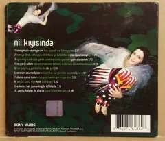 NİL KARAİBRAHİMGİL - NİL KIYISINDA (2009) - CD 2.EL