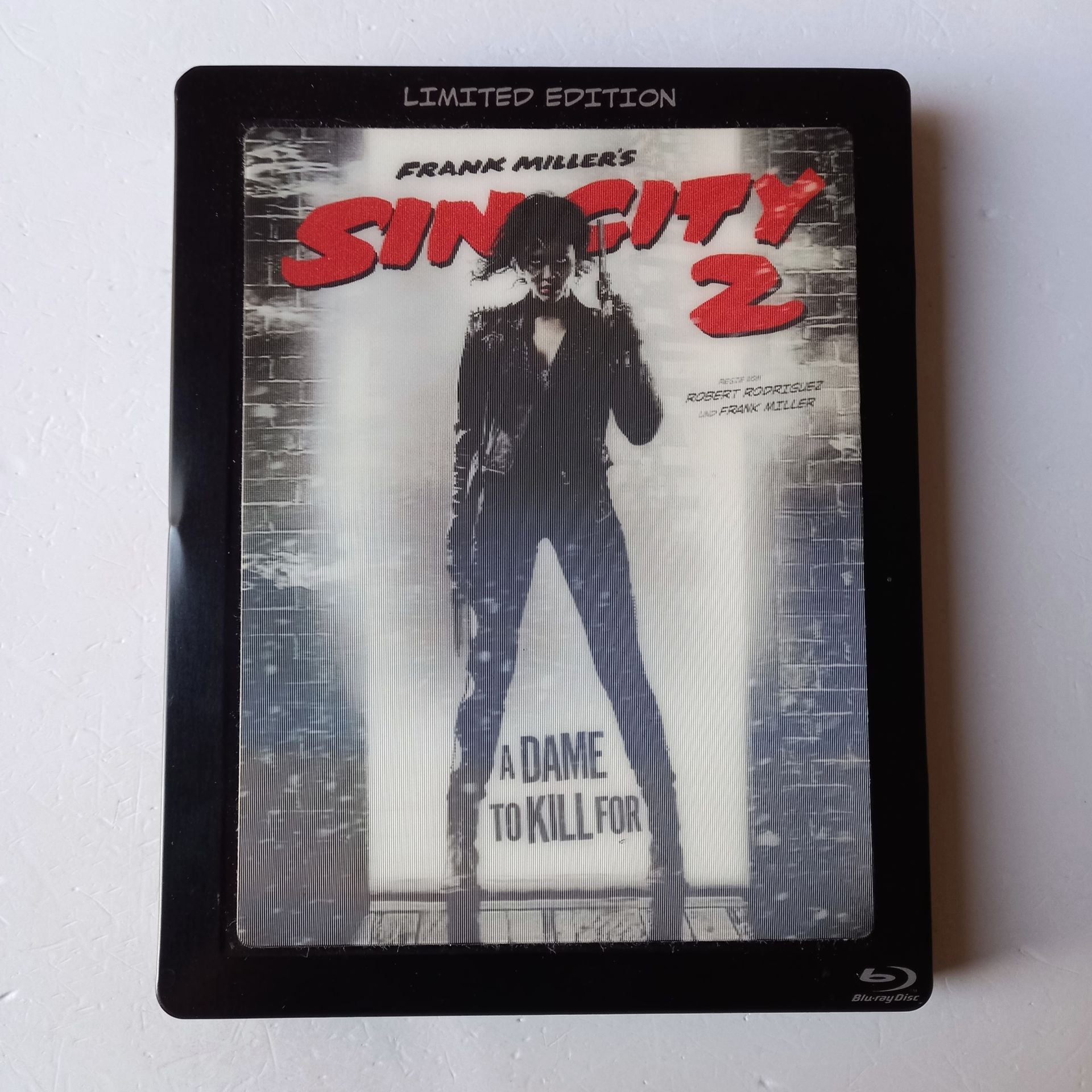 SIN CITY 2: A DAME TO KILL FOR 3D - MICKEY ROURKE, JESSICA ALBA, JOSH BROLIN  - YÖN.: FRANK MILLER & ROBERT RODRIGUEZ - BLU-RAY 3D LIMITED EDITION LENTICULAR MAGNET STEELBOOK METAL KUTU 2.EL TR ALTYAZI YOKTUR