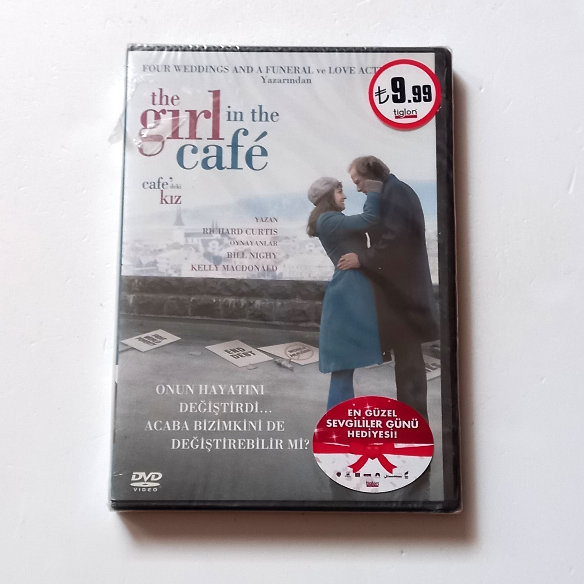 THE GIRL IN THE CAFÉ / CAFÉ'DEKİ KIZ - BILL NIGHY, KELLY MACDONALD - YÖN.: DAVID YATES - DVD SIFIR